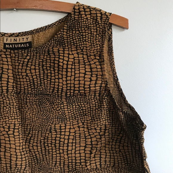 Tops - Vintage 100% Silk Boxy Tank